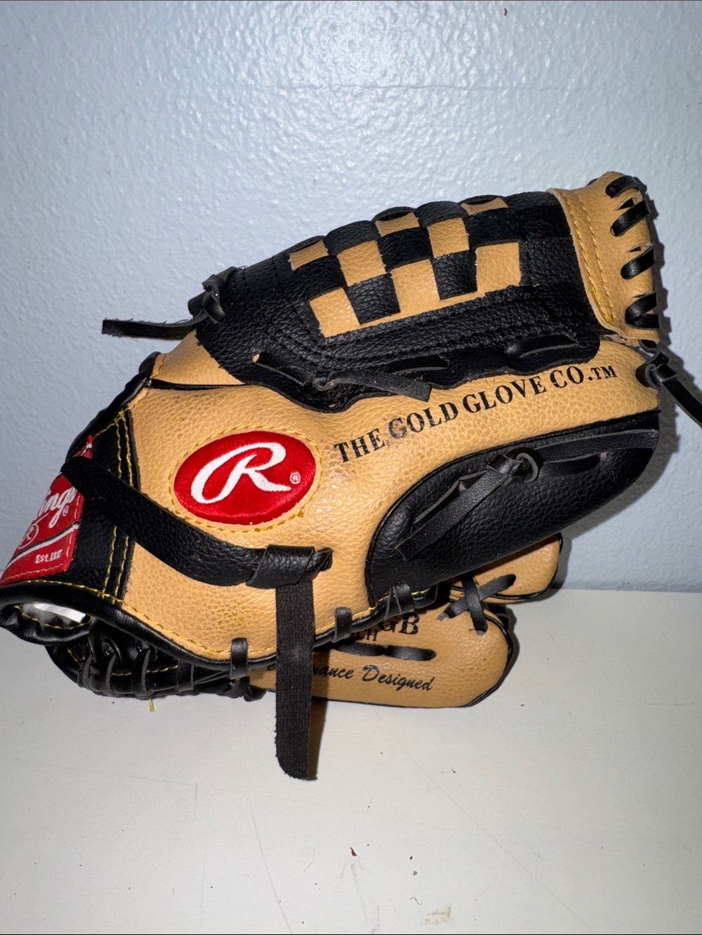 Rawlings Derek Jeter PL100GB 10” Youth Baseball Glove Left-Hand